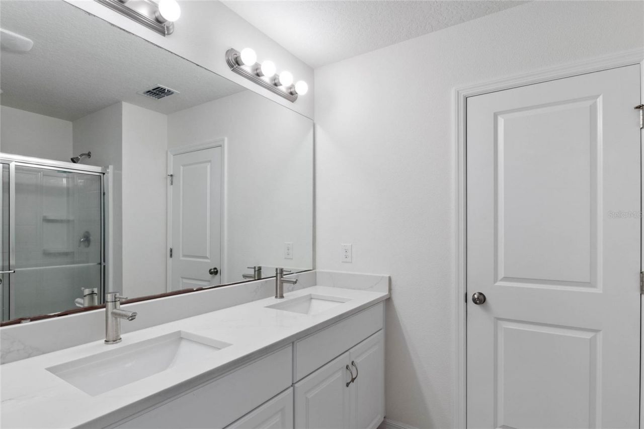 470 Hamlet Loop, Davenport, FL 33837 Photo