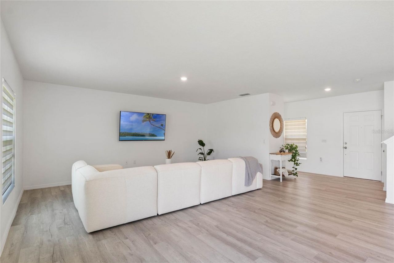 470 Hamlet Loop, Davenport, FL 33837 Photo