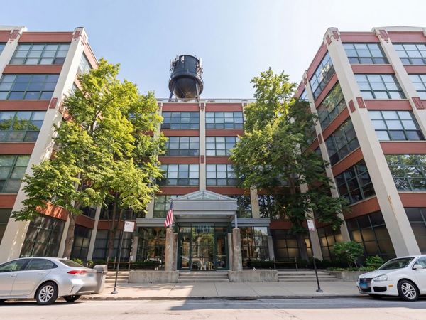1800 W Roscoe Street, Unit 316, Chicago, IL 60657