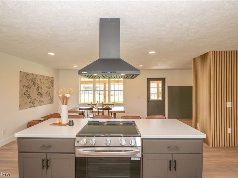 6459 Smith Kramer Street NE, Hartville, OH 44632 Photo 18