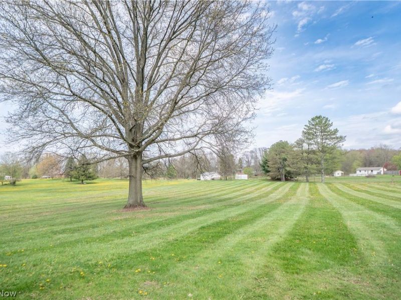 6459 Smith Kramer Street NE, Hartville, OH 44632 Photo 43