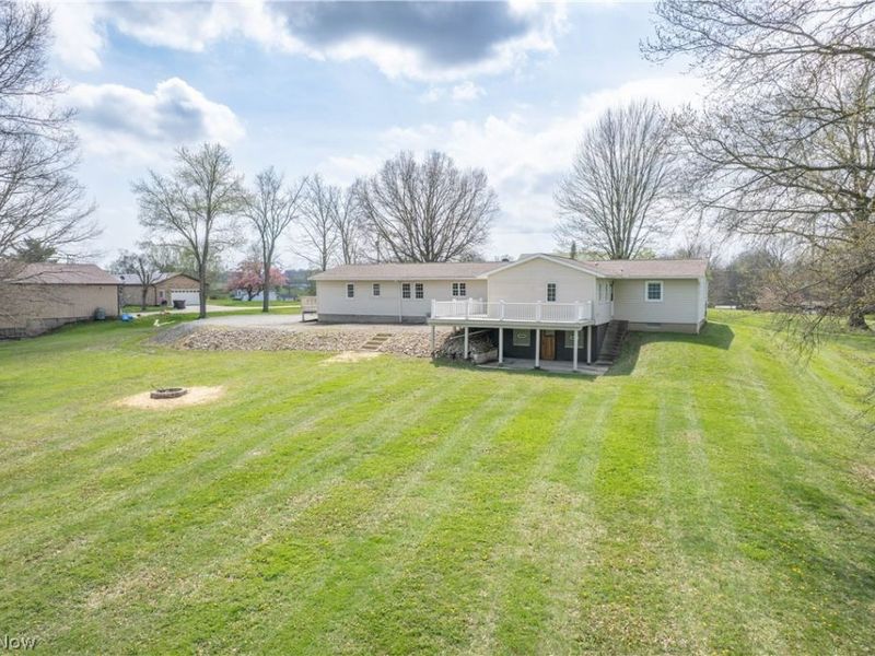 6459 Smith Kramer Street NE, Hartville, OH 44632 Photo 45