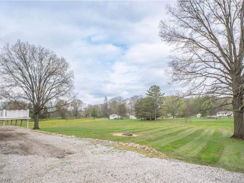 6459 Smith Kramer Street NE, Hartville, OH 44632 Photo 46