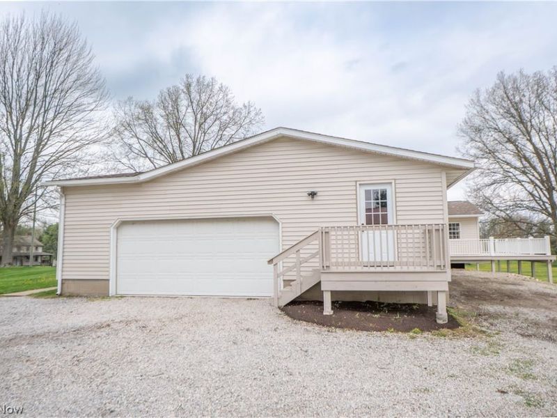 6459 Smith Kramer Street NE, Hartville, OH 44632 Photo 47