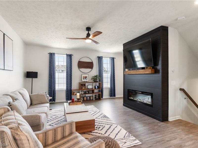 4037 N Steels Circle , Cuyahoga Falls, OH 44224 Photo 7