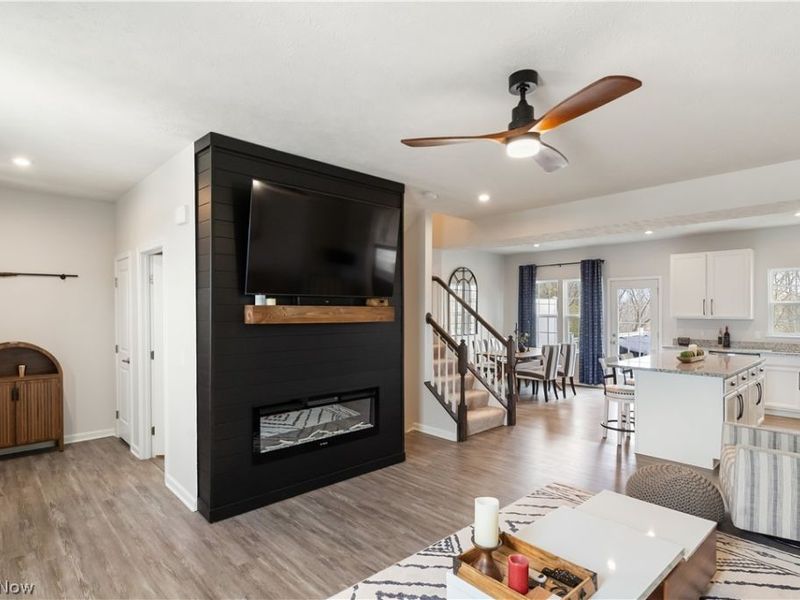 4037 N Steels Circle , Cuyahoga Falls, OH 44224 Photo 9