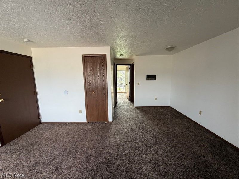 4107 Orchard Dale Drive NW, Unit 8, Canton, OH 44709 Photo 4