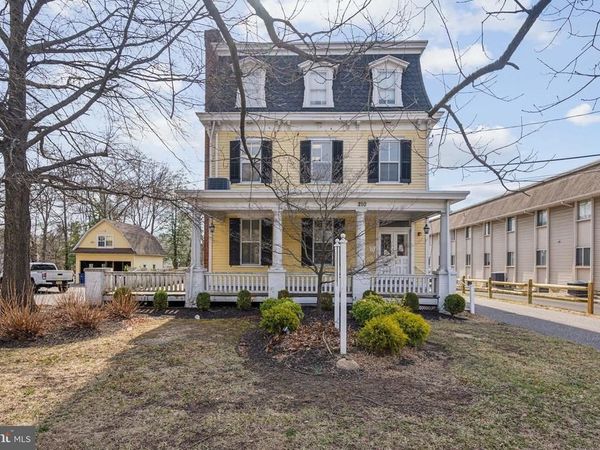 210 W MAIN STREET , MOORESTOWN, NJ 08057