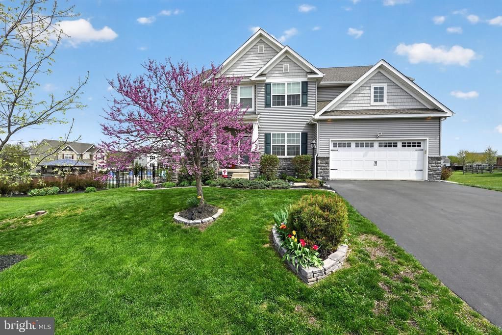 34 FURLONG ROAD, DOUGLASSVILLE, PA 19518