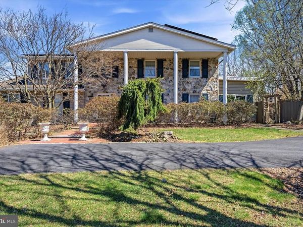 164 CHESTNUT OAK DRIVE, TANNERSVILLE, PA 18372