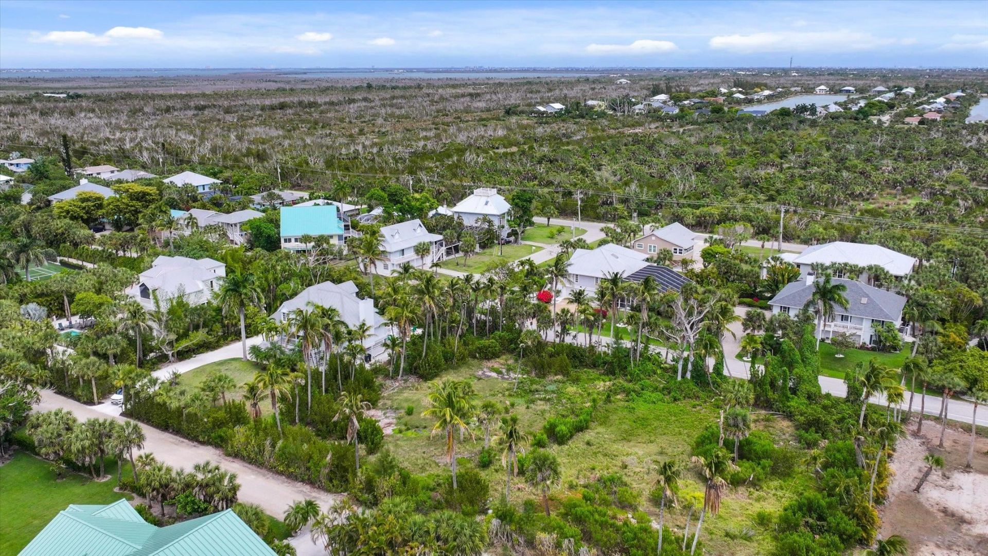 470 Sawgrass Pl, Sanibel, FL 33957 Photo