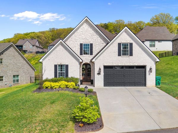 1046 Westland Creek Blvd, Knoxville, TN 37923