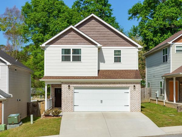 482 Candytuft Lane, Hixson, TN 37343