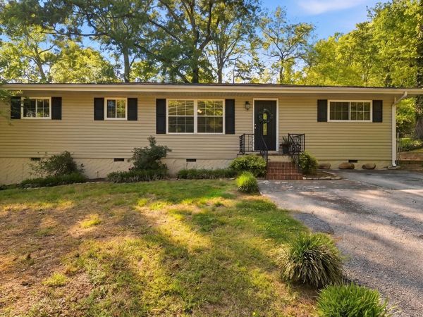 5415 May Circle, Hixson, TN 37343