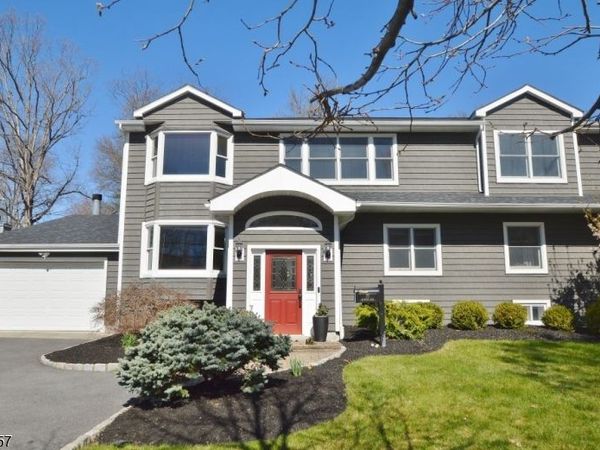 77 Rockwood Rd, Florham Park, NJ 07932