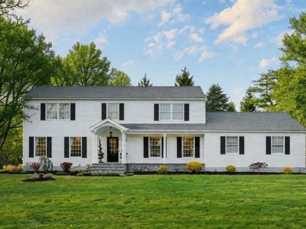 12 Buttonwood Ct, Montgomery, NJ 08502