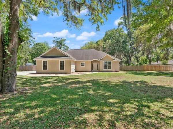 480 Laura Street , Kingsland, GA 31548