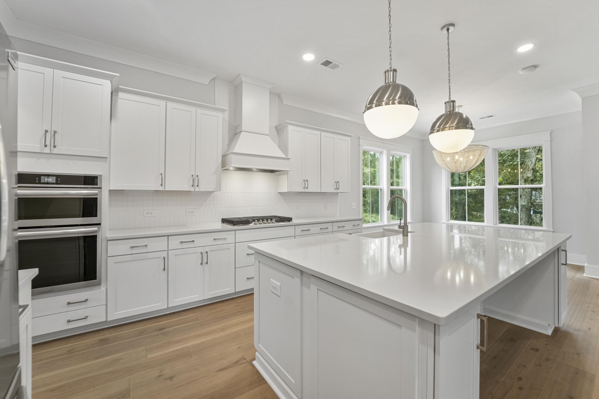 1892 Grover Drive Photo 11