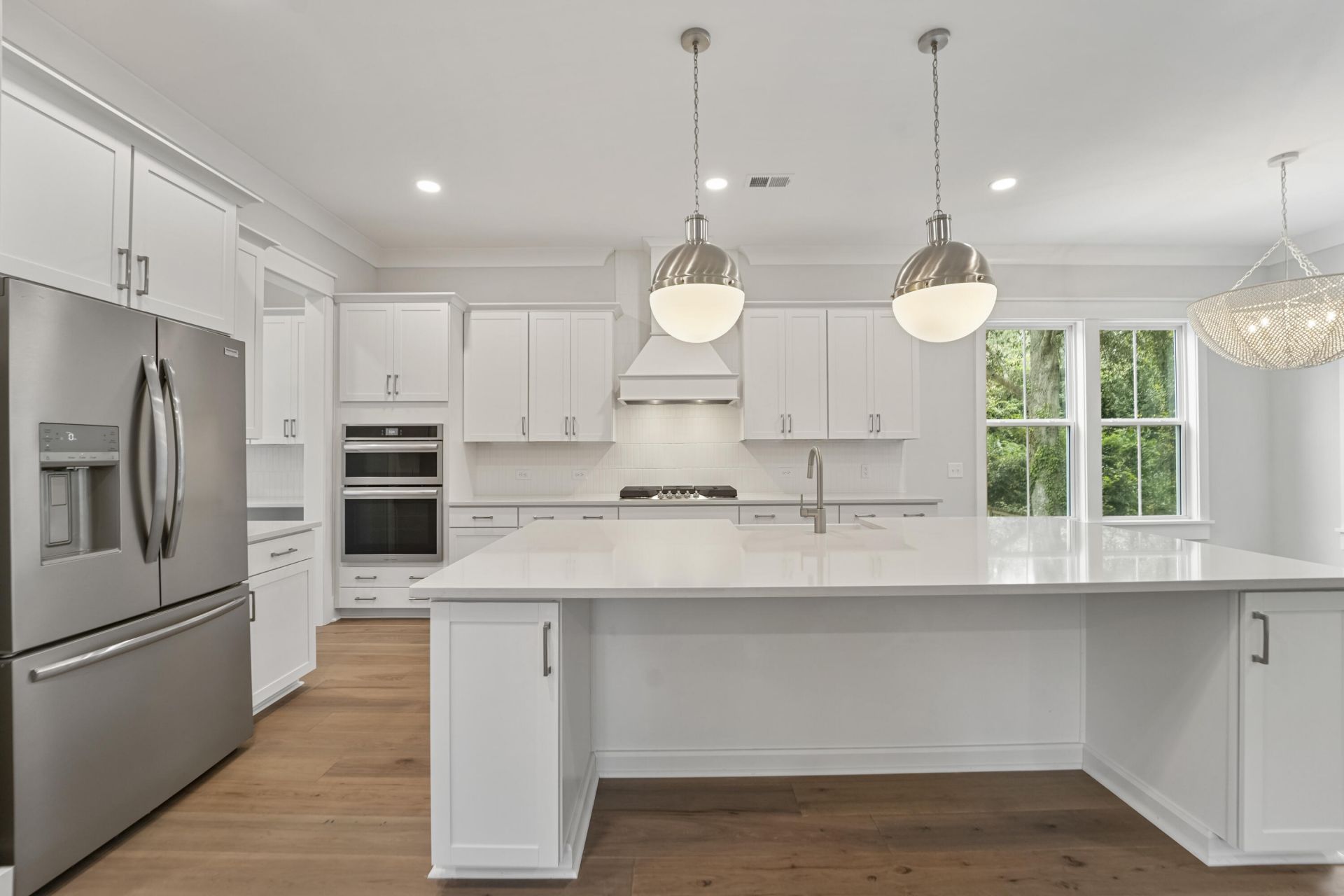 1892 Grover Drive Photo 12