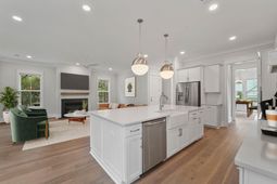 1892 Grover Drive photo 4