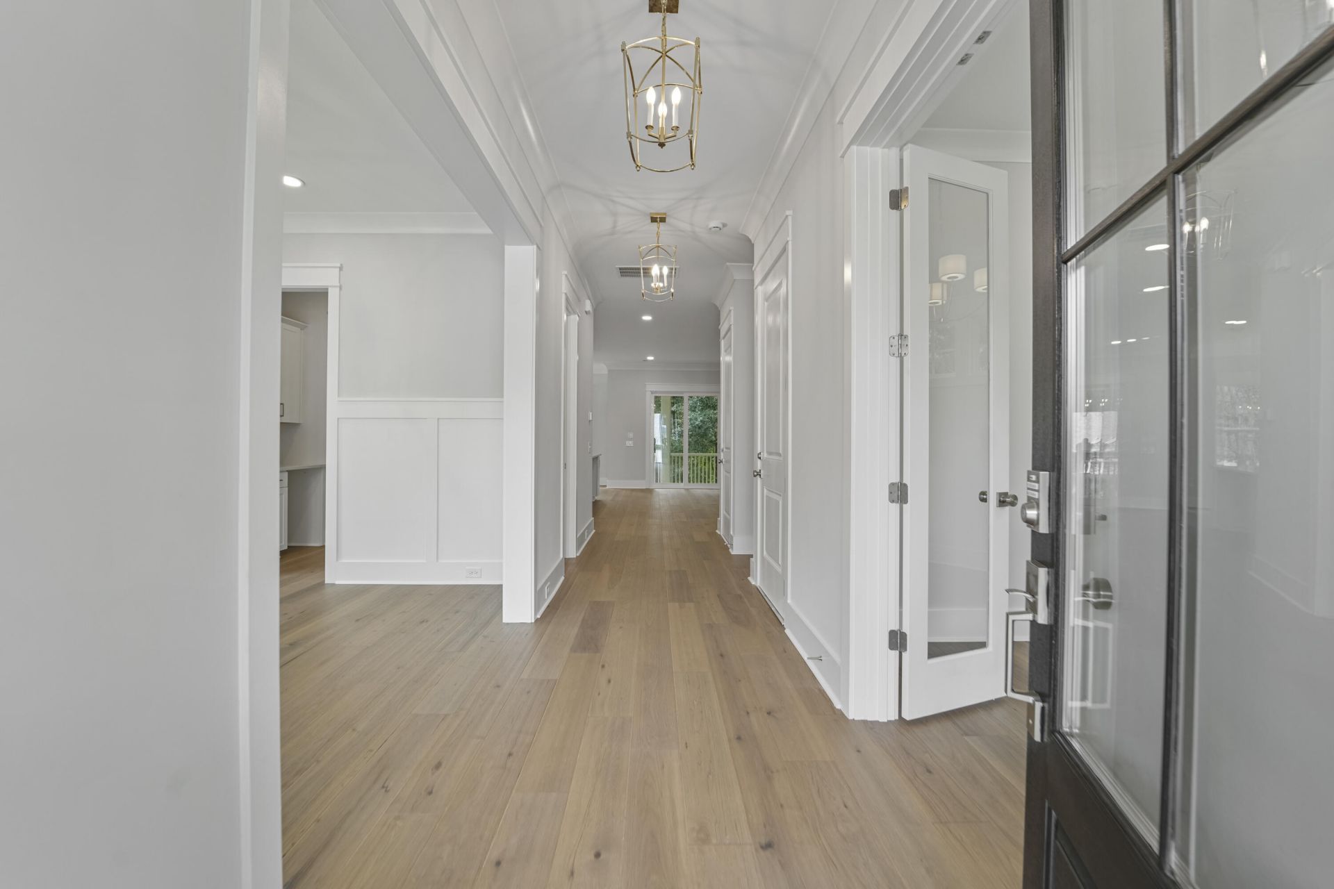 1892 Grover Drive Photo 7