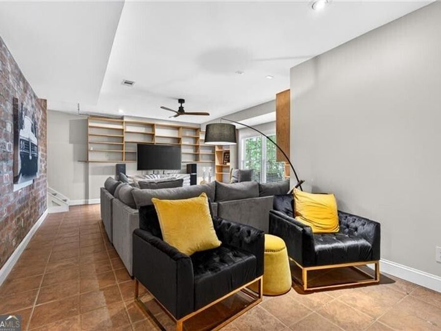 Property Image 48