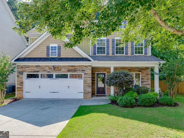 821 Sapphire Lane, Sugar Hill, GA 30518