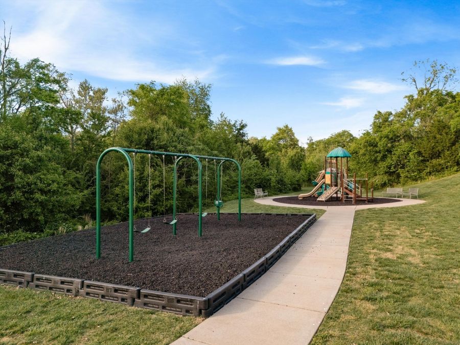Property Image 100