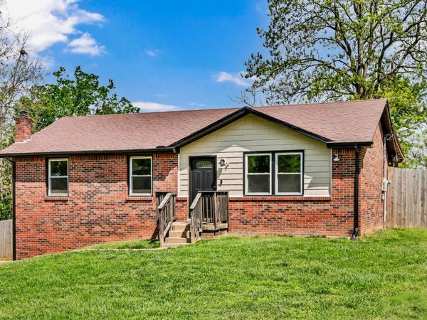 2186 Blakemore Dr , Clarksville, TN 37040