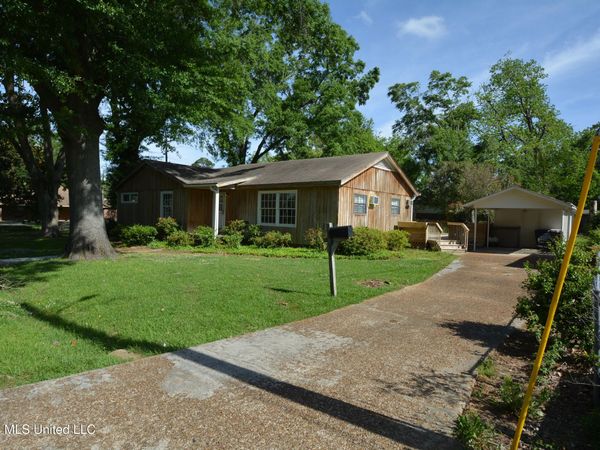 407 E 16th Street, Yazoo City, MS 39194