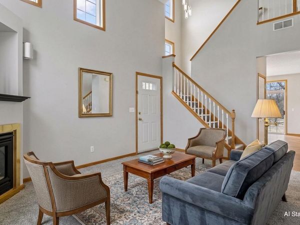 3200 Juniper Circle, Unit D, Woodbury, MN 55125