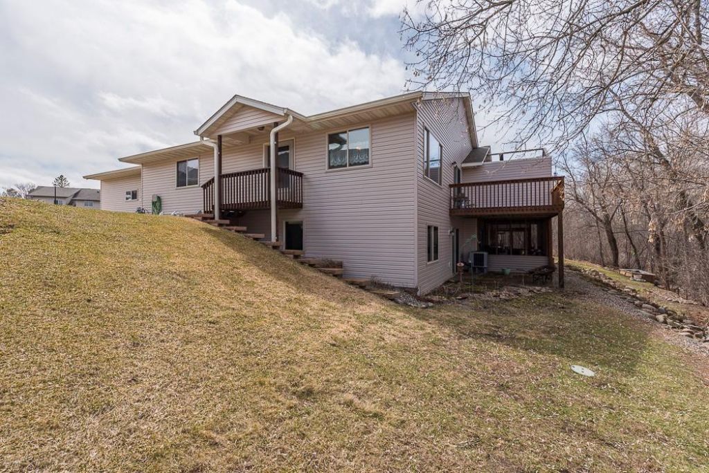 1719 13th Avenue NE, Brainerd, MN 56401