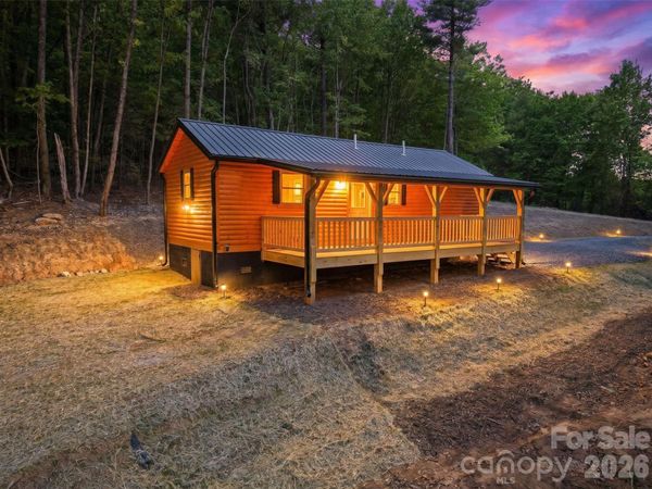 387 Tree Top Circle, Fleetwood, NC 28626