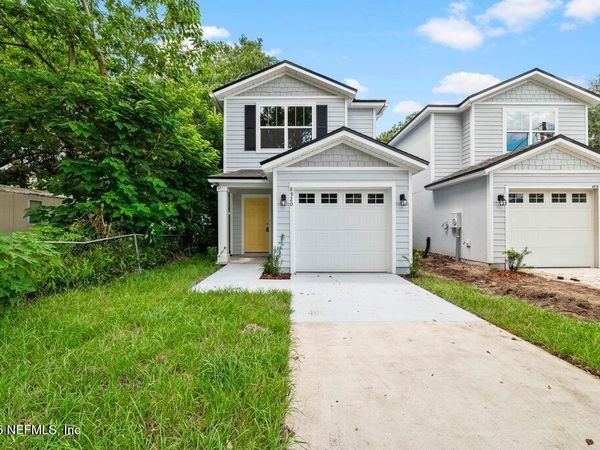 8941 HARE Avenue, Jacksonville, FL 32211