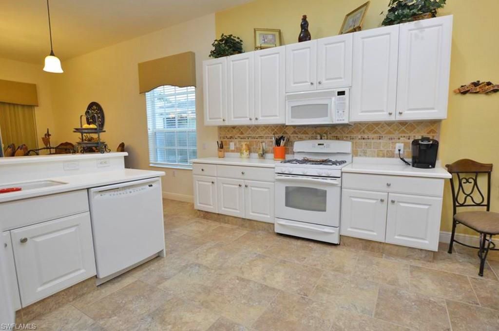 9267 Museo Ct, Unit 204, Naples, FL 34114 Photo