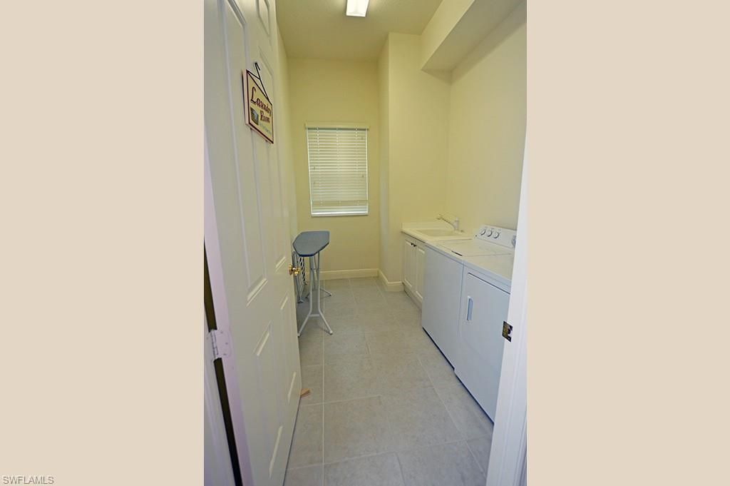 9267 Museo Ct, Unit 204, Naples, FL 34114 Photo