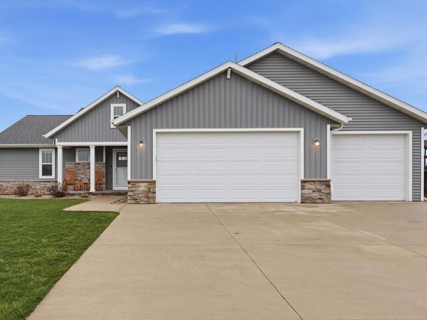 N9376 DUSTY DRIVE, Appleton, WI 54915
