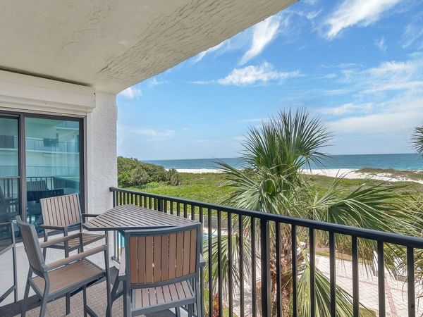 1700 Ocean Drive, Unit 306, Vero Beach, FL 32963