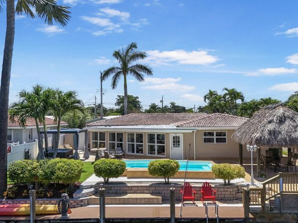 220 SE 2nd Avenue, Pompano Beach, FL 33060
