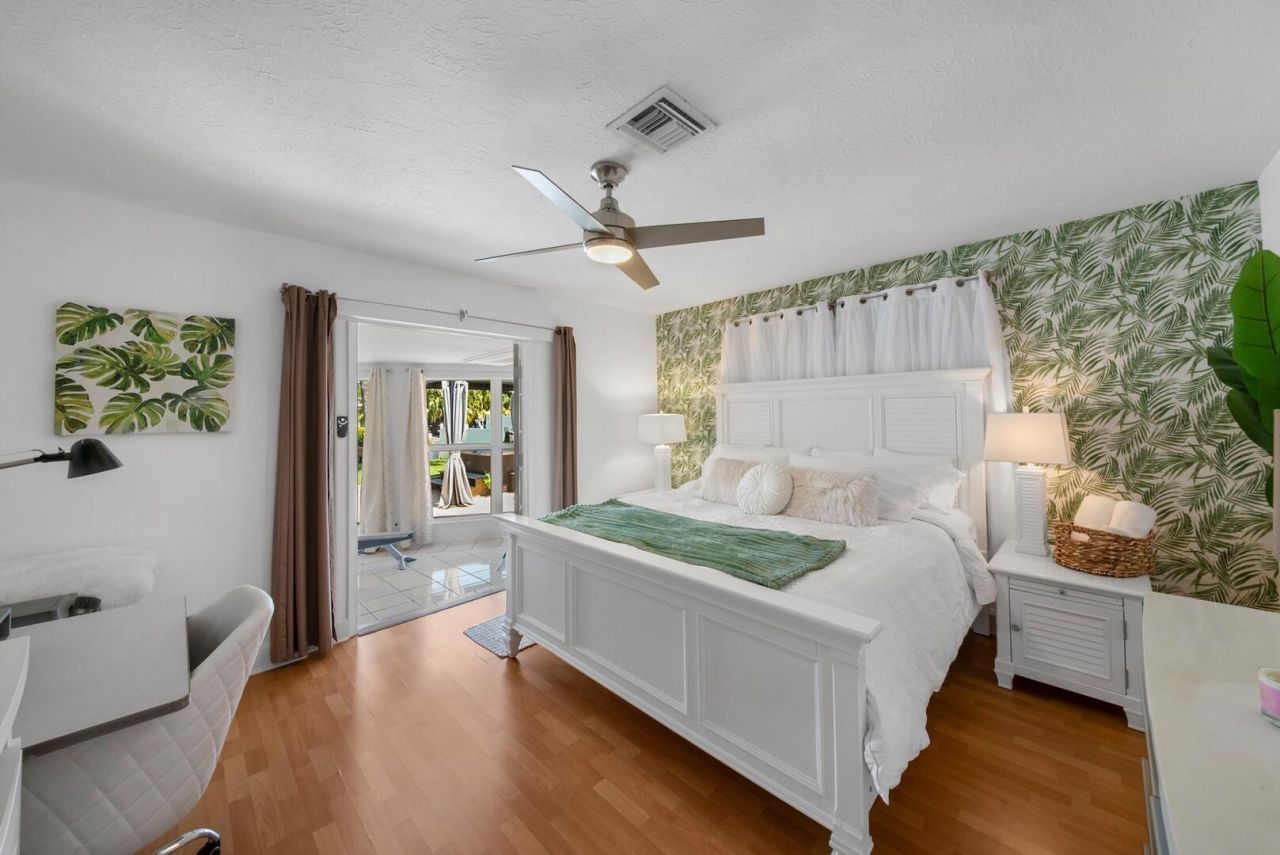 220 SE 2nd Avenue, Pompano Beach, FL 33060 Photo