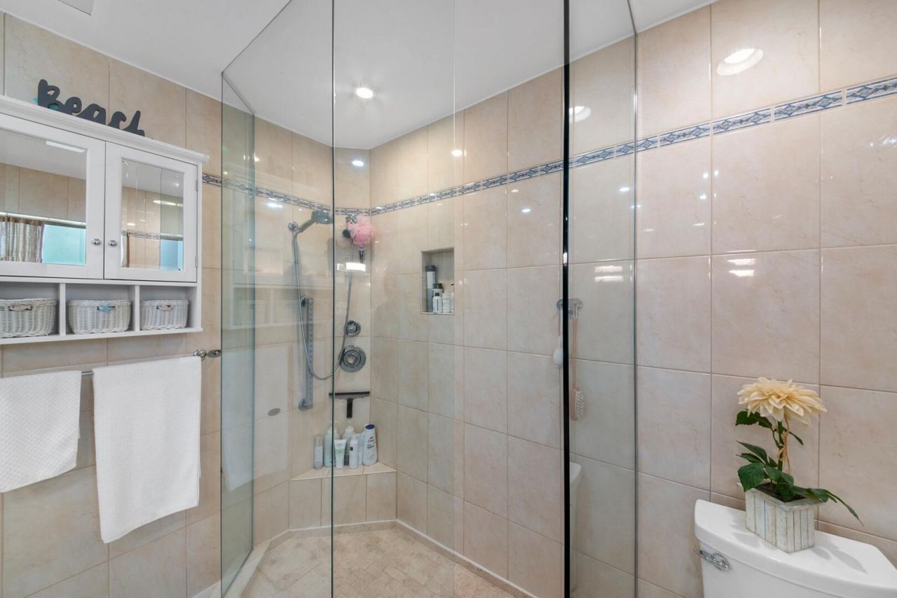 220 SE 2nd Avenue, Pompano Beach, FL 33060 Photo