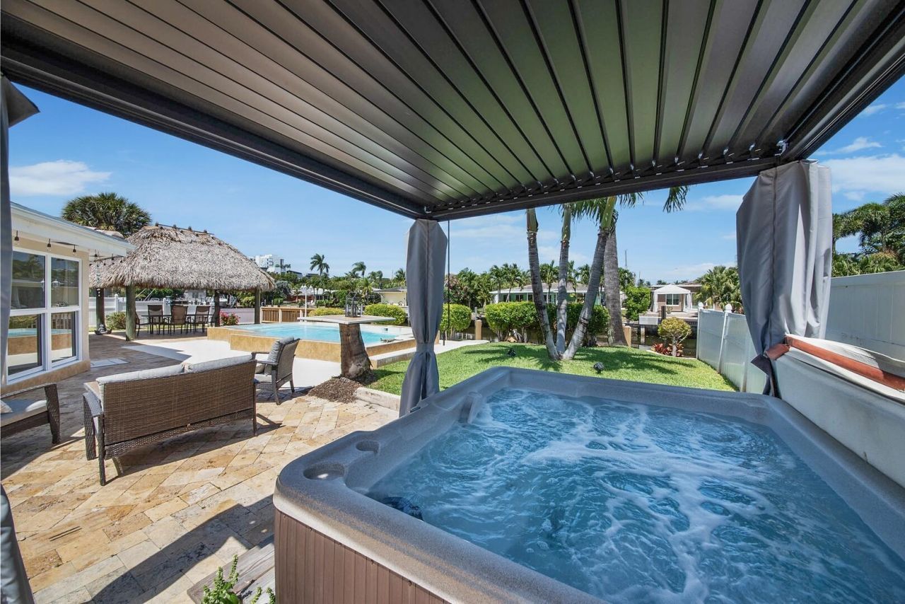 220 SE 2nd Avenue, Pompano Beach, FL 33060 Photo