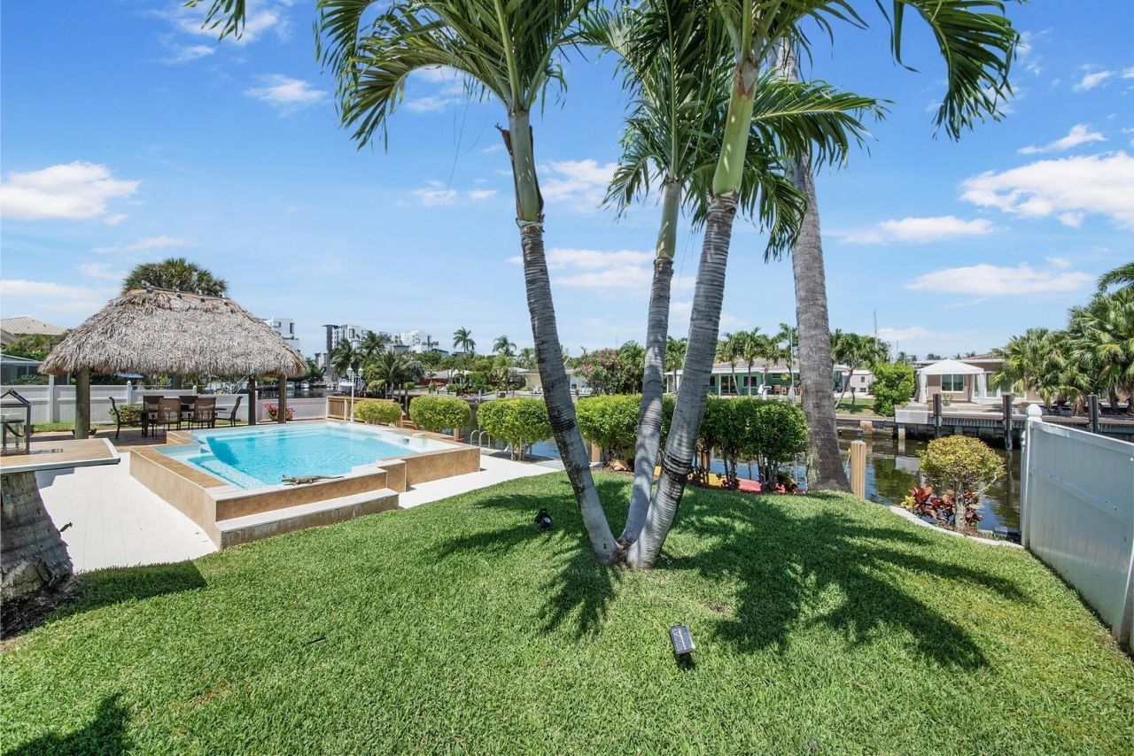 220 SE 2nd Avenue, Pompano Beach, FL 33060 Photo