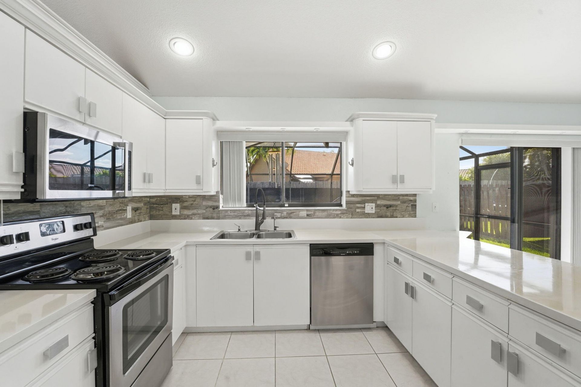 9284 Laurel Green Drive, Boynton Beach, FL 33437 Photo