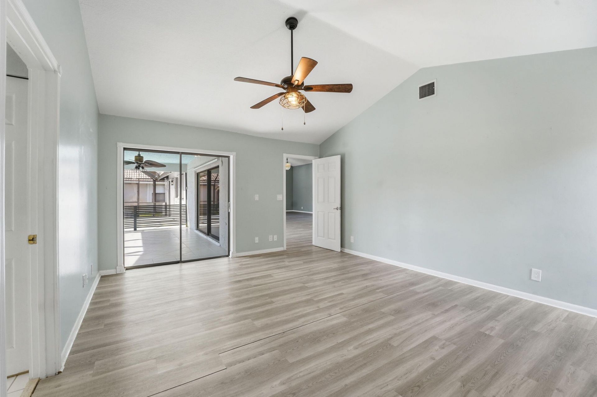 9284 Laurel Green Drive, Boynton Beach, FL 33437 Photo