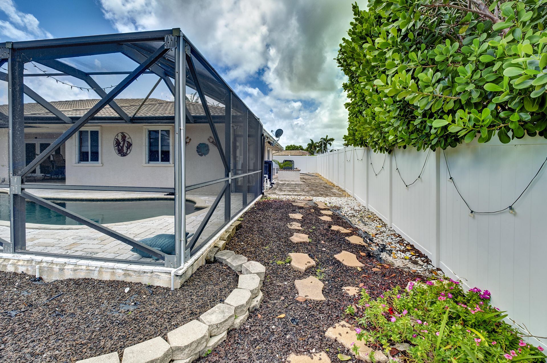 2700 NE 4th Way, Boca Raton, FL 33431 Photo