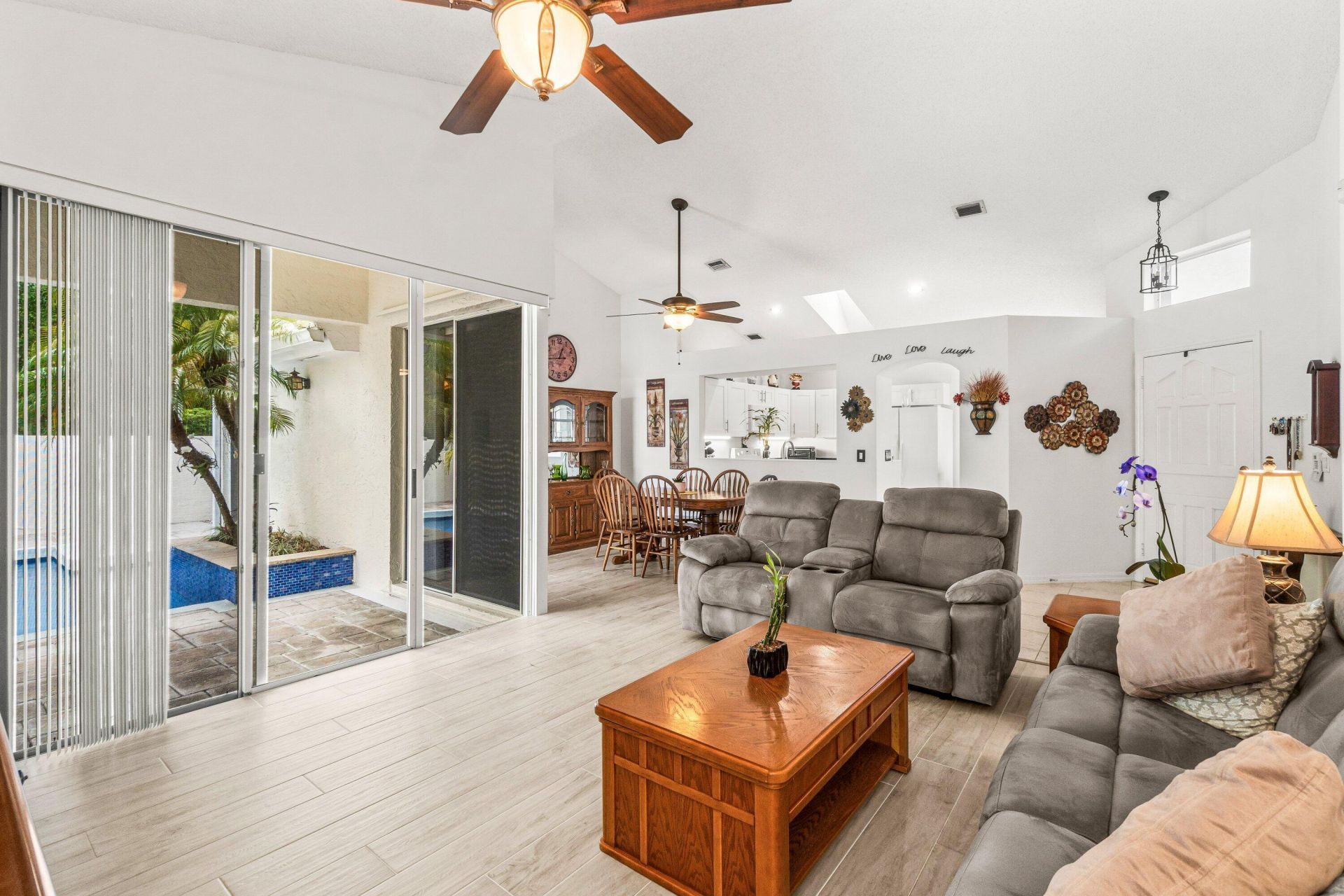 25 Wyndham Lane, Palm Beach Gardens, FL 33418 Photo