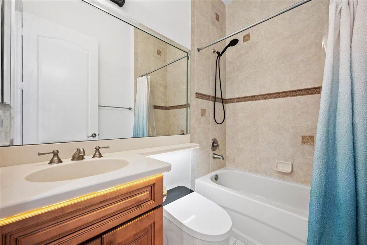 5102 Artesa Way W, Palm Beach Gardens, FL 33418 Photo