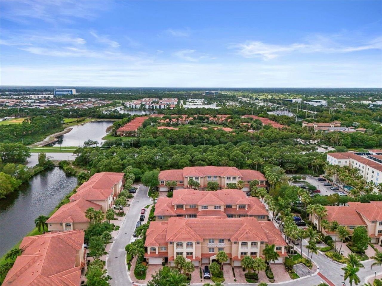 5102 Artesa Way W, Palm Beach Gardens, FL 33418 Photo