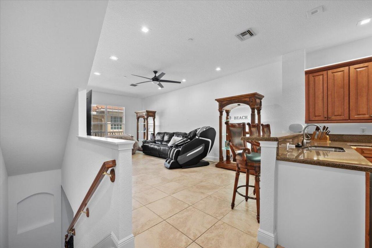 5102 Artesa Way W, Palm Beach Gardens, FL 33418 Photo